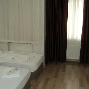 Hotel Kadikoy Bade 3 **